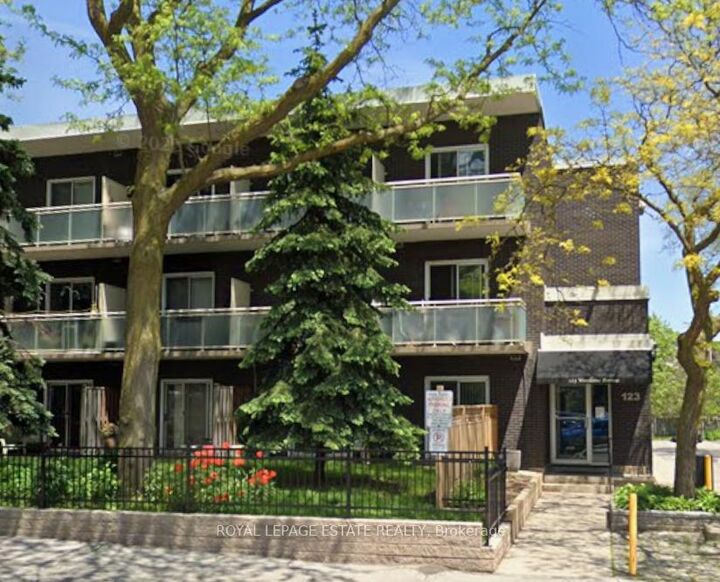 123 Woodbine Avenue 304 — photo 1