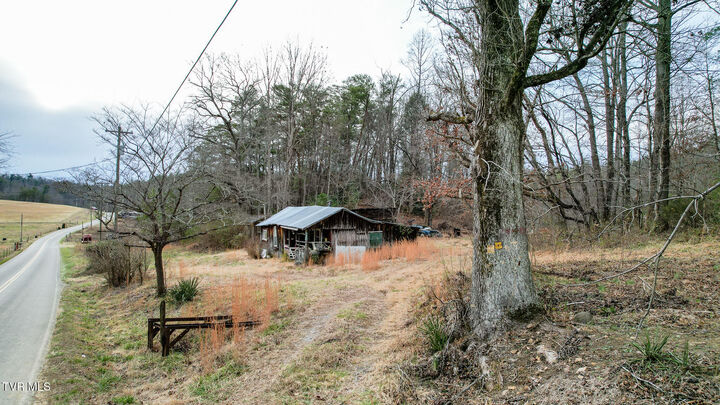 Property Photo:  7105 Greystone Rd  TN 37616 