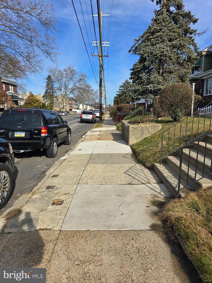 Property Photo:  2204 E Washington Lane  PA 19138 