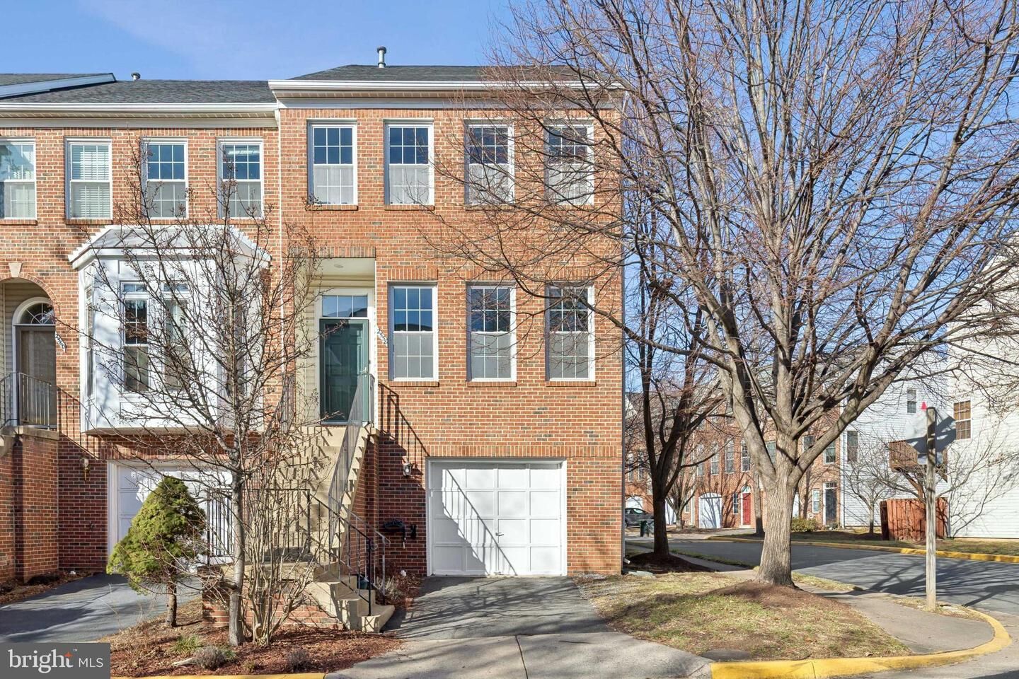 Property Photo:  2558 James Monroe Circle  VA 20171 