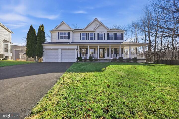 Property Photo: 15204 Chula Place VA 22193