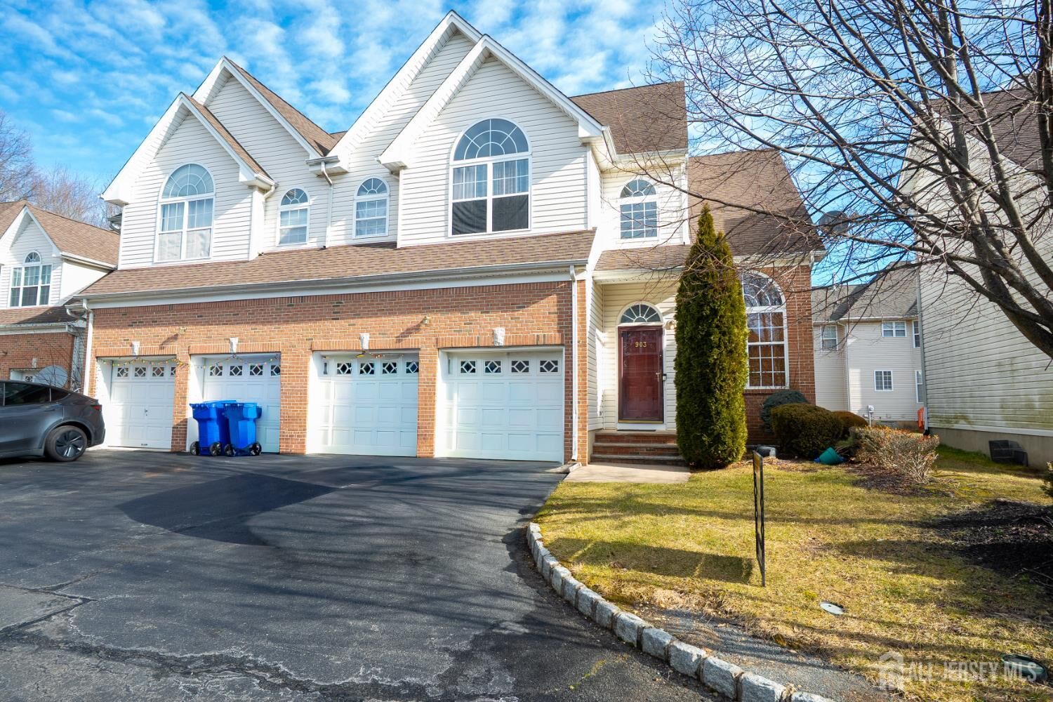 Property Photo: 903 Swallow Court NJ 08902