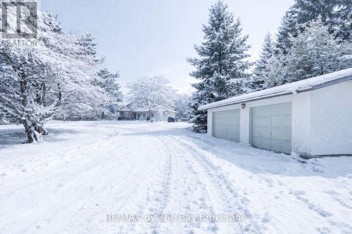 Property Photo:  8223 30/31 Sideroad  ON L0M 1P0 