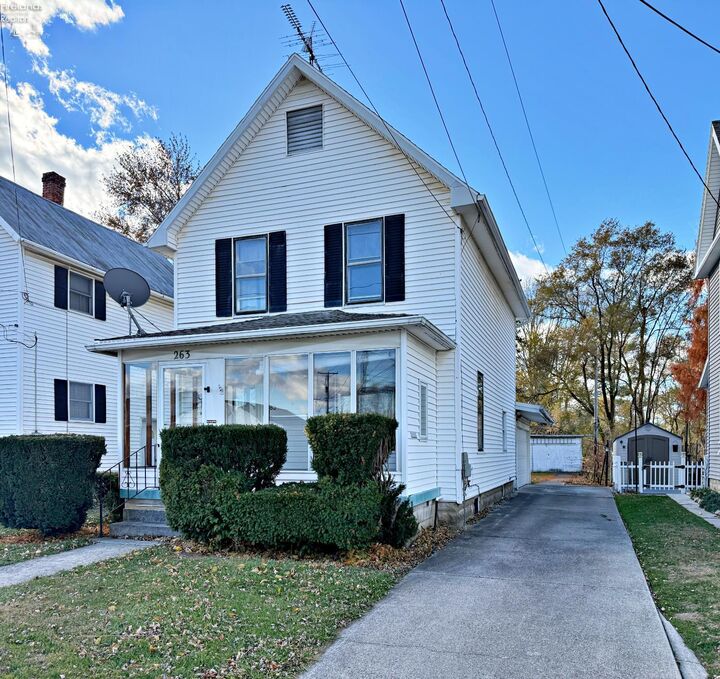 Property Photo:  263 Wall Street  OH 44883 