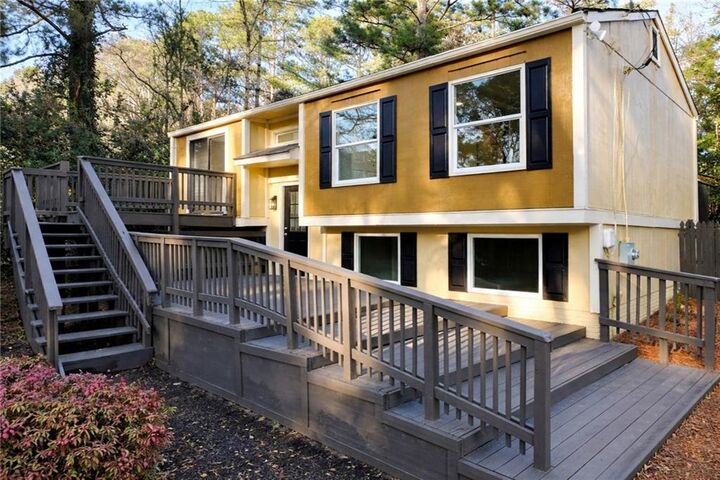 Property Photo:  3224 Newcastle Way  GA 30039 