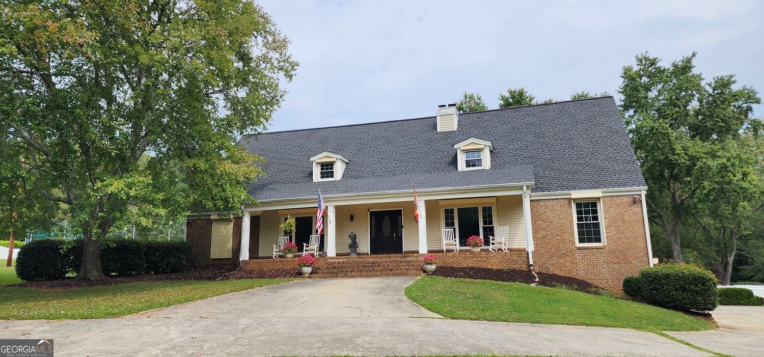 Property Photo:  240 Smithstone Path  GA 30214 