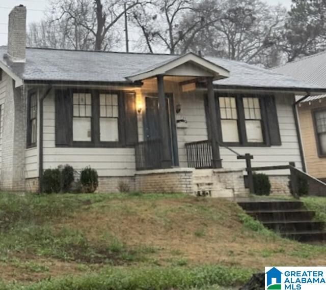 Property Photo: 1731 Exeter Avenue AL 35020