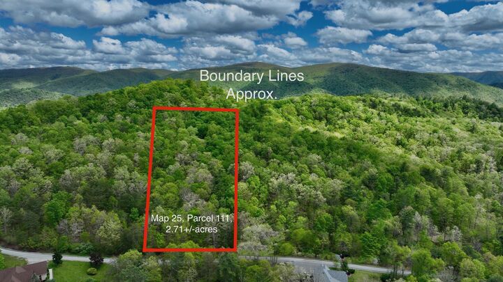 Property Photo:  Stonehenge Pkwy  WV 24901 