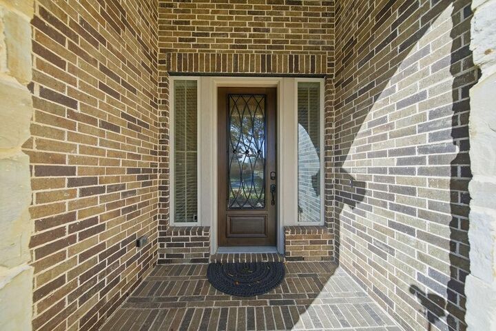 Property Photo:  2043 Summer Gardens Lane  TX 77493 