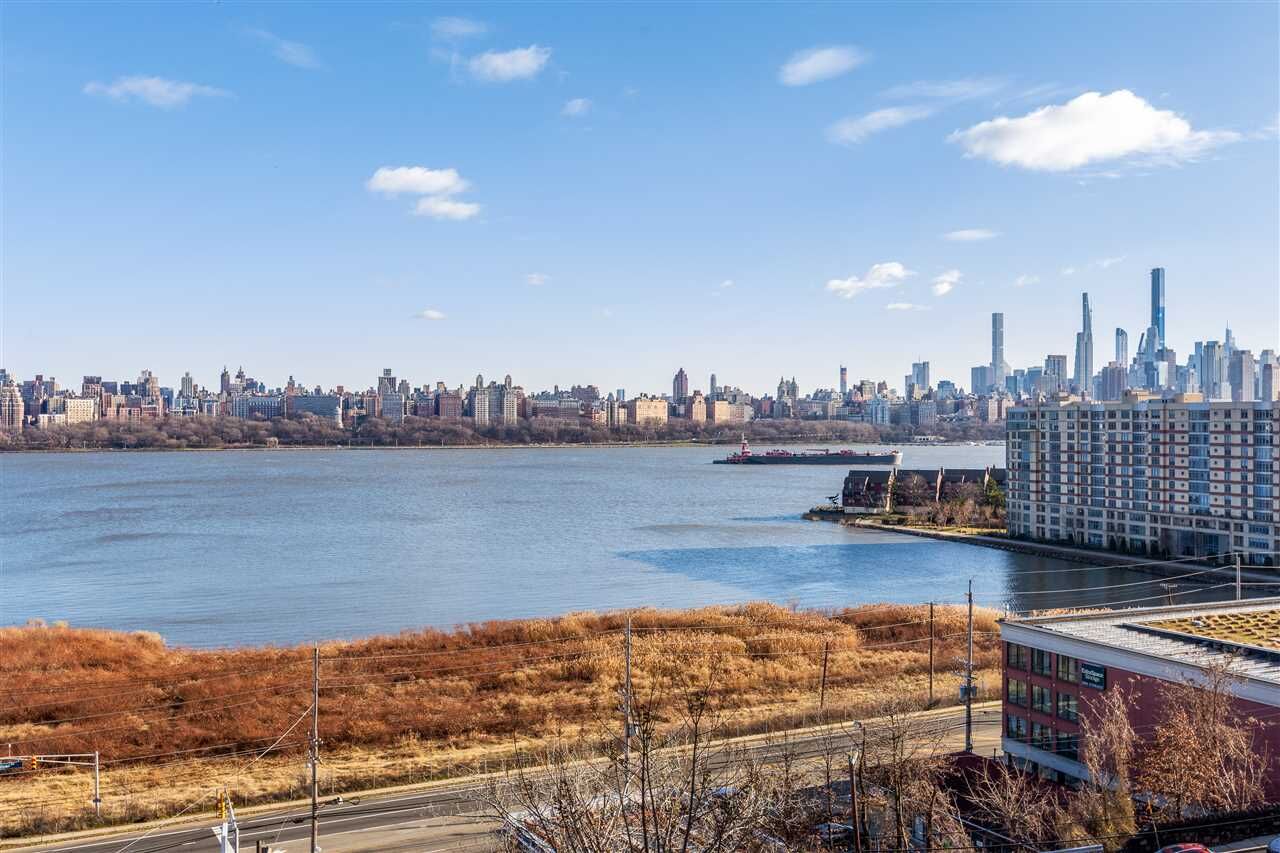 Property Photo:  32 Bergen Ridge Rd 2  NJ 07047 