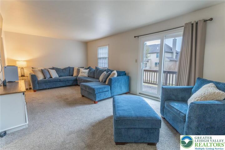 Property Photo:  1049 Barnside Road  PA 18103 