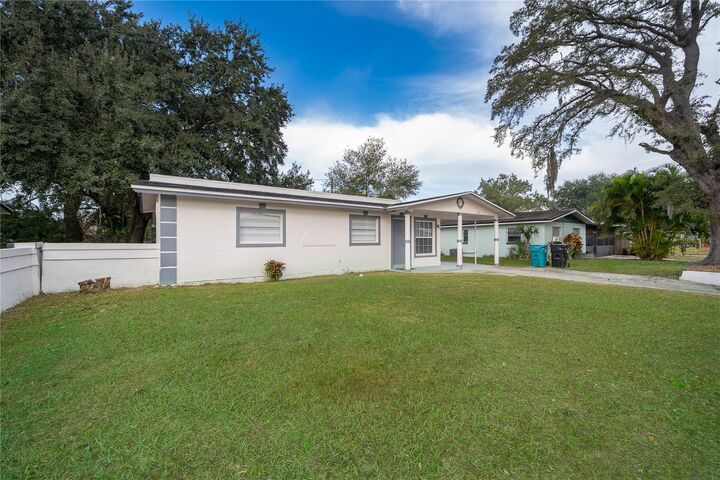 Property Photo:  356 Fanfair Avenue  FL 32811 