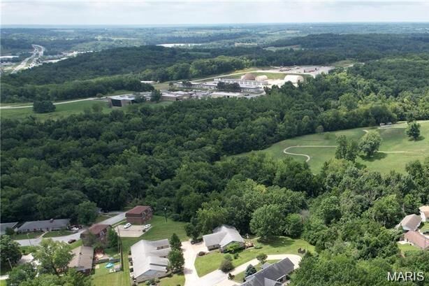 Property Photo:  5 S Park Drive  MO 63401 