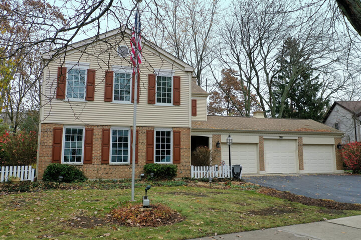 Property Photo:  768 Interlaken Drive  IL 60047 