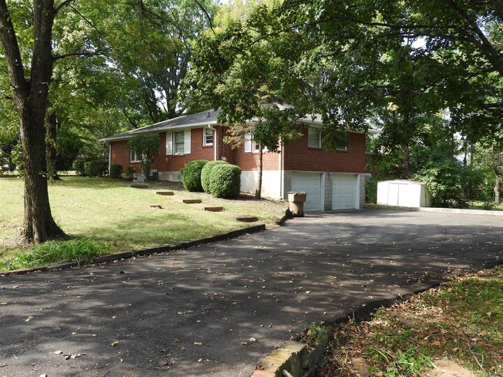 Property Photo:  5135 Cochran Drive  TN 37220 