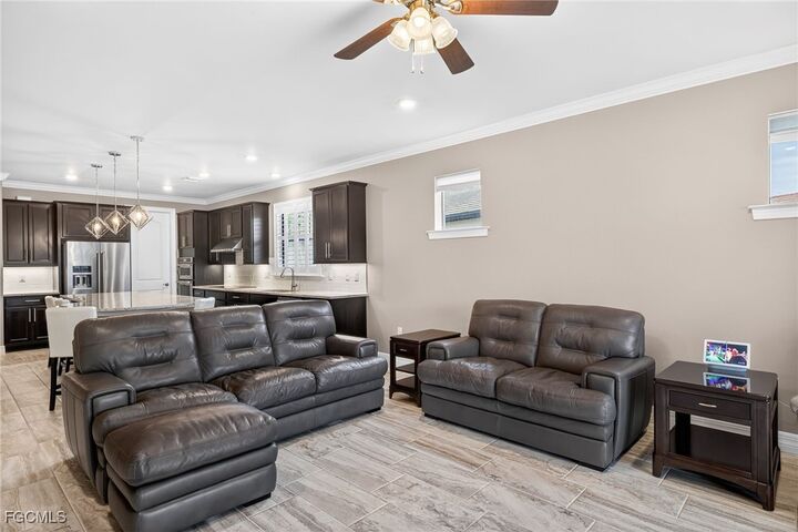 Property Photo: 11800 Benchley Court FL 33913