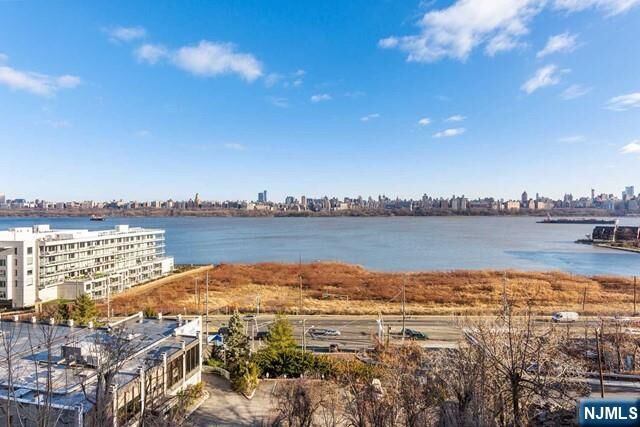 Property Photo:  32 Bergen Ridge Road 2  NJ 07047 