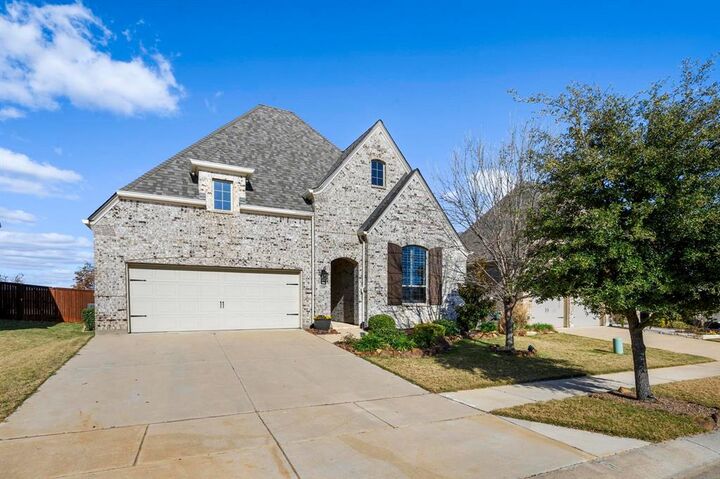 Property Photo:  1509 Silverton Drive  TX 76226 