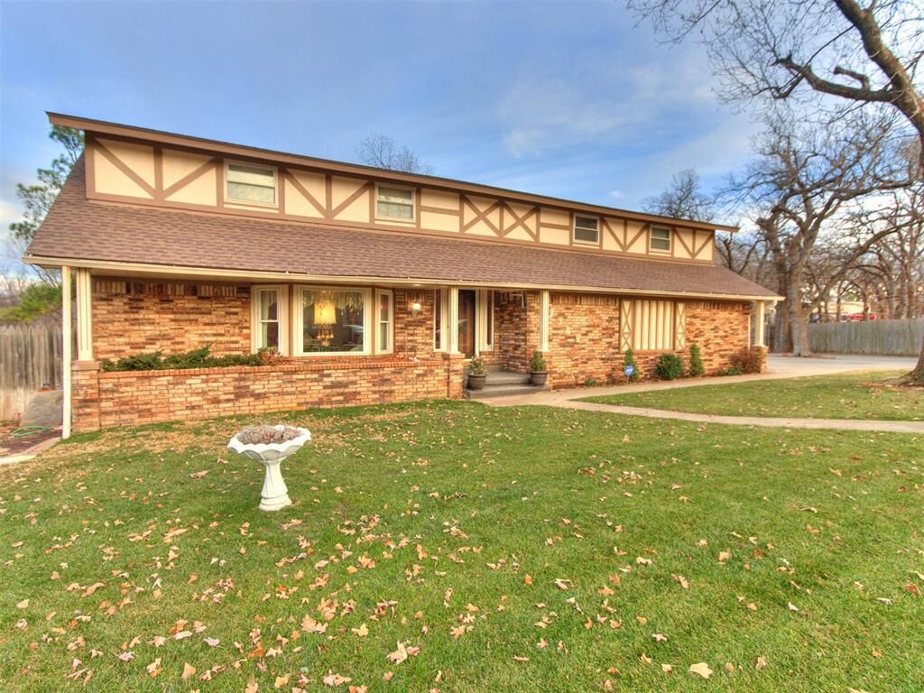 Property Photo:  8309 NW 24th Street  OK 73127 