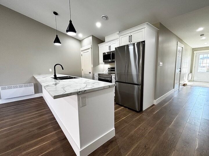Property Photo: 621 Murphy Street 15 PE C1N 4H2