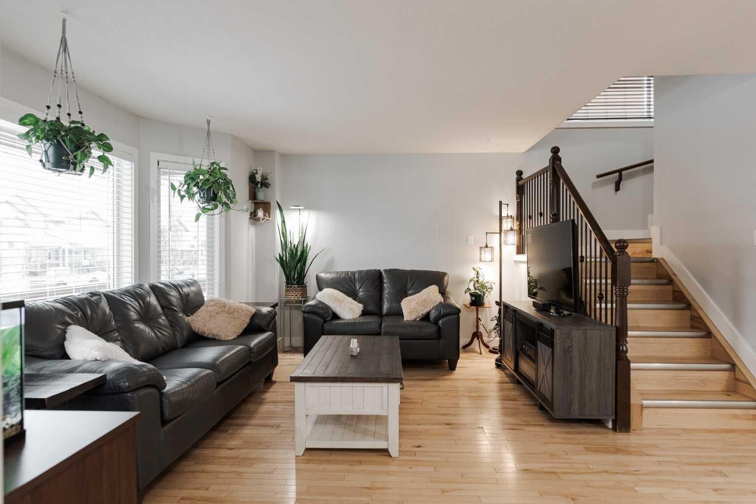 Photo de la propriété:  129 Honeysuckle Way  AB T9K 0M8 