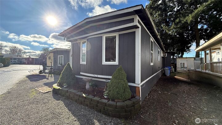 Property Photo:  856  Central Avenue S #87  WA 98032 