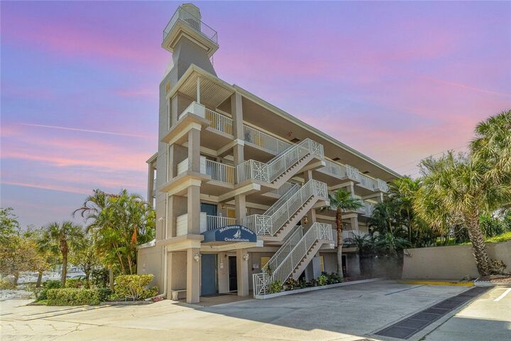 Property Photo:  1209 E New Haven Avenue 404  FL 32901 