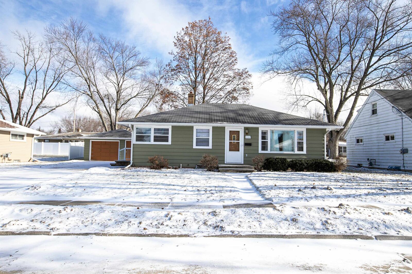 Property Photo:  1312 Glenview Avenue  WI 54130 