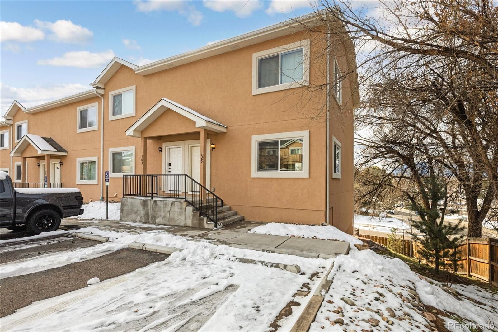 Property Photo:  2220 E La Salle Street 108  CO 80909 