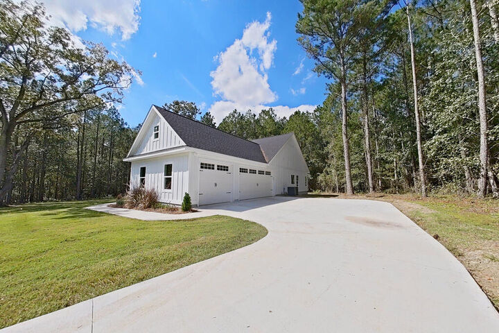 Property Photo:  425 Woodridge Lane  GA 39827 