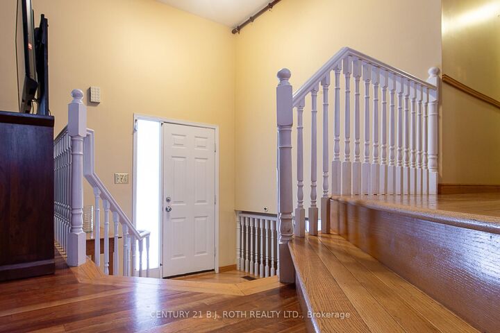 Photo de la propriété:  471 Scarlett Line  ON L0L 1V0 