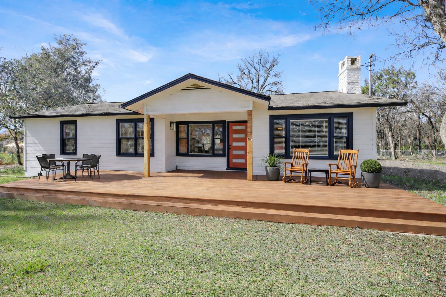 Property Photo:  8904 Chisholm Lane  TX 78748 
