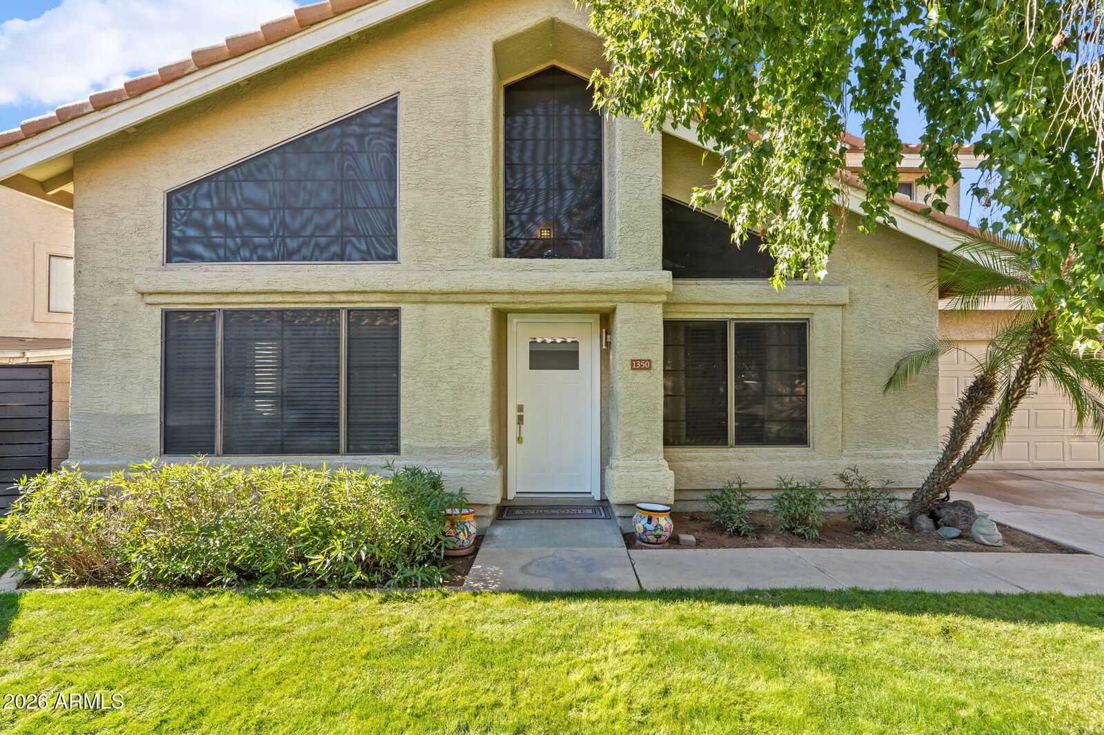 Property Photo:  1350 N Dana Street  AZ 85233 