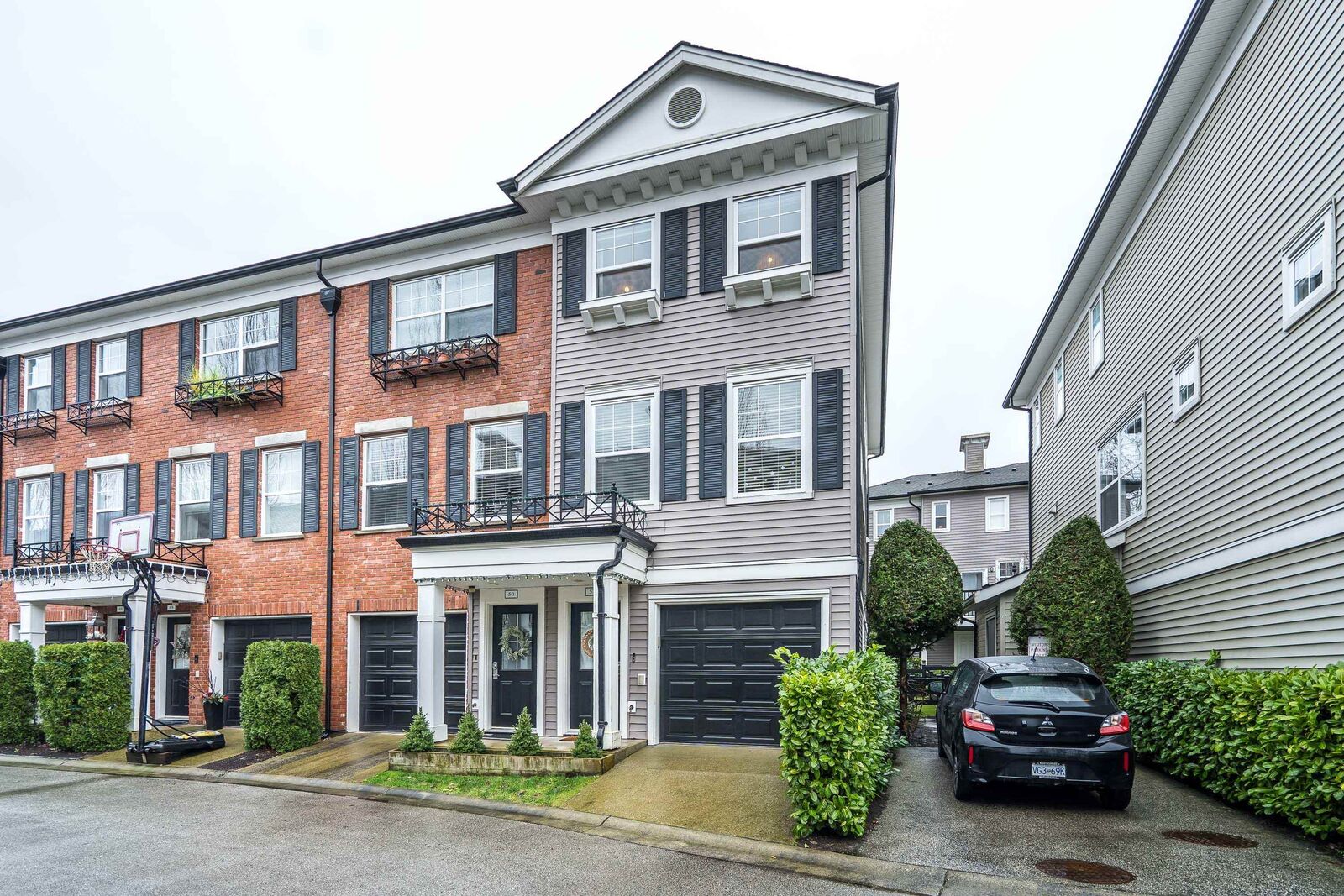 Property Photo:  11067 Barnston View Road 51  BC V3Y 2X3 