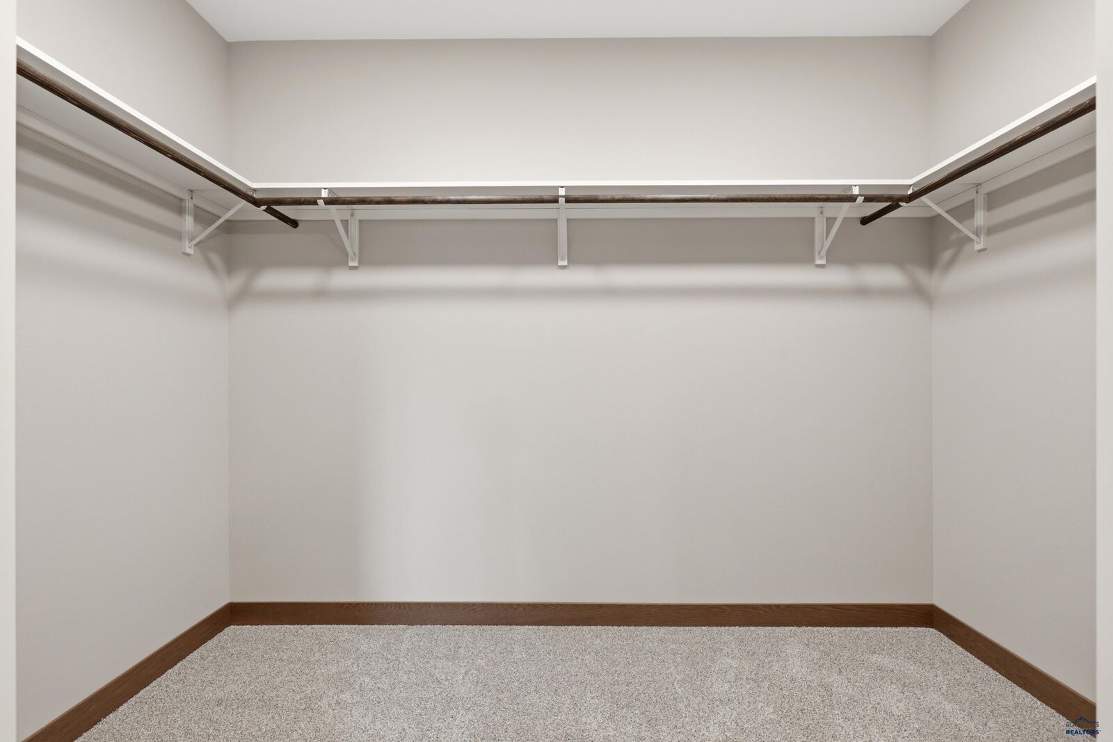 Property Photo: 1222 Pinnacle Ct SD 57701