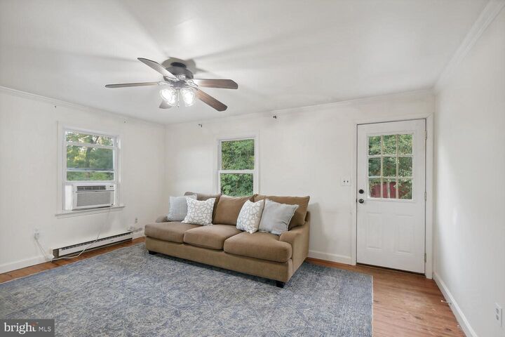 Property Photo:  18390 Silcott Springs Road  VA 20132 