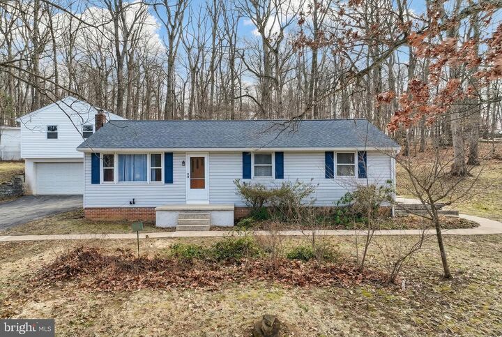 Property Photo: 741 Aldinger Drive PA 17313