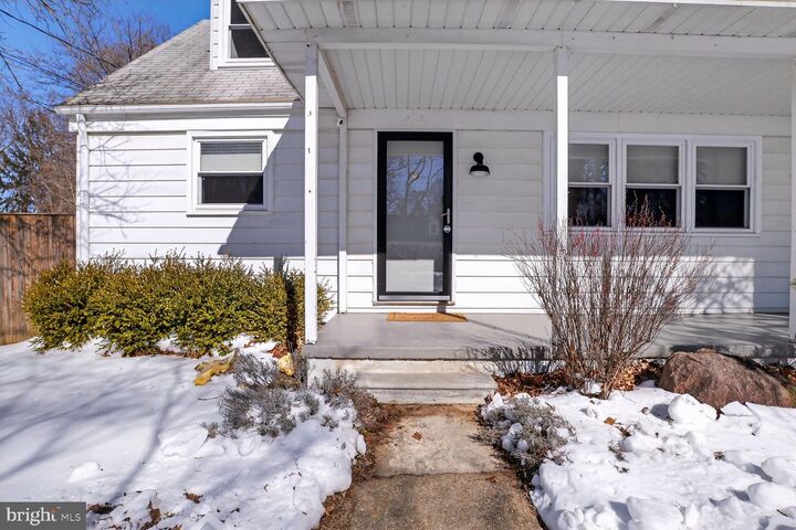 Property Photo: 1304 Purnell Road MD 21146