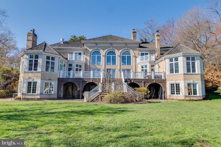 Property Photo:  7827 Southdown Road  VA 22308 