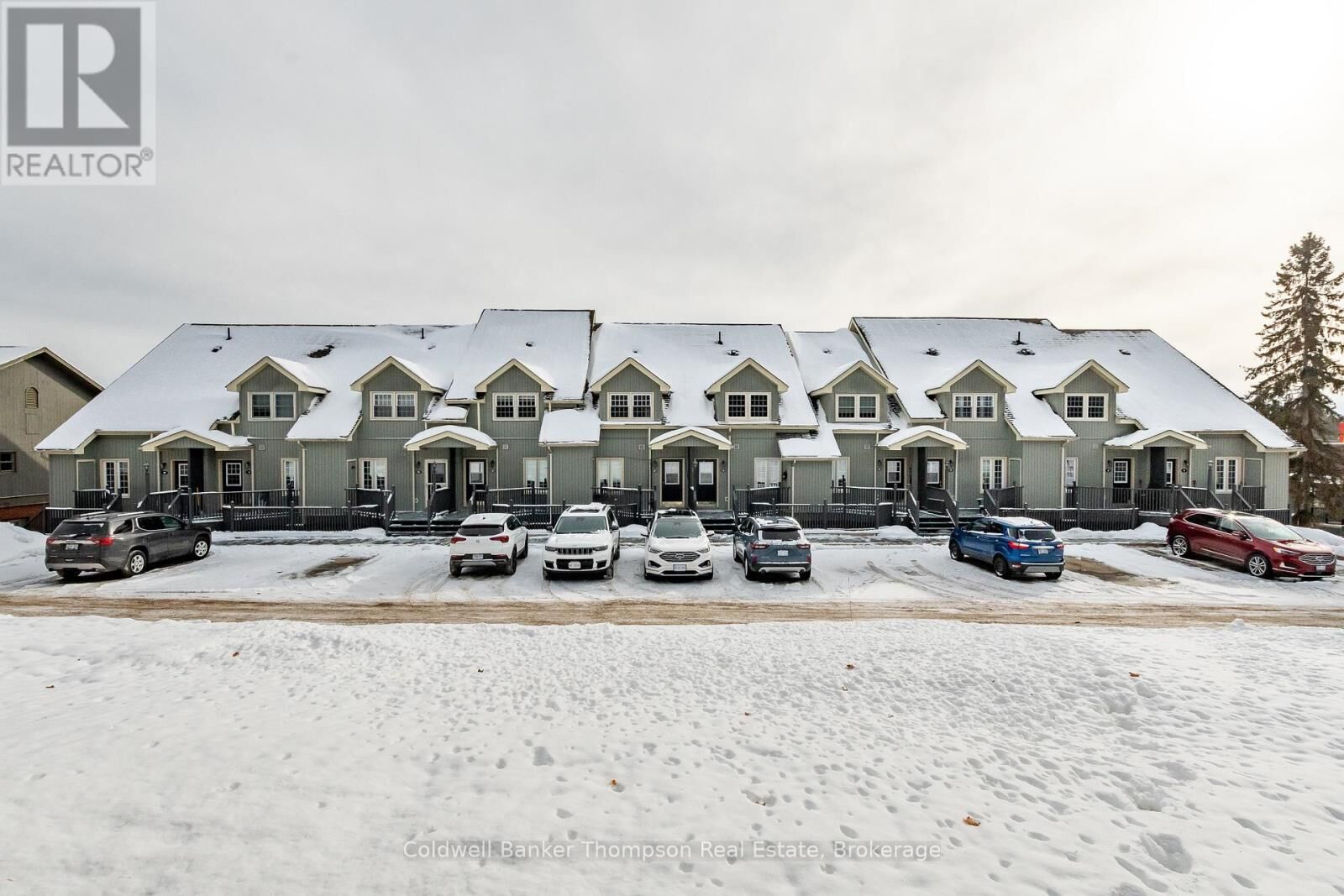 Property Photo:  44 King William Street 2  ON P1H 1G3 