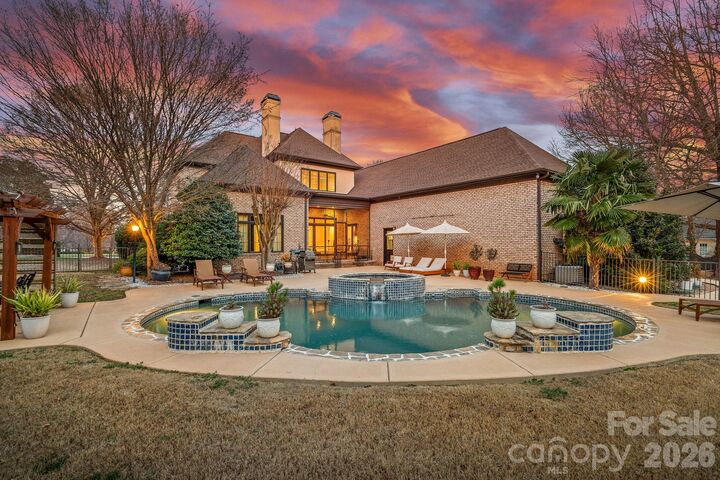 Property Photo:  123 Cape Cod Way  NC 28117 