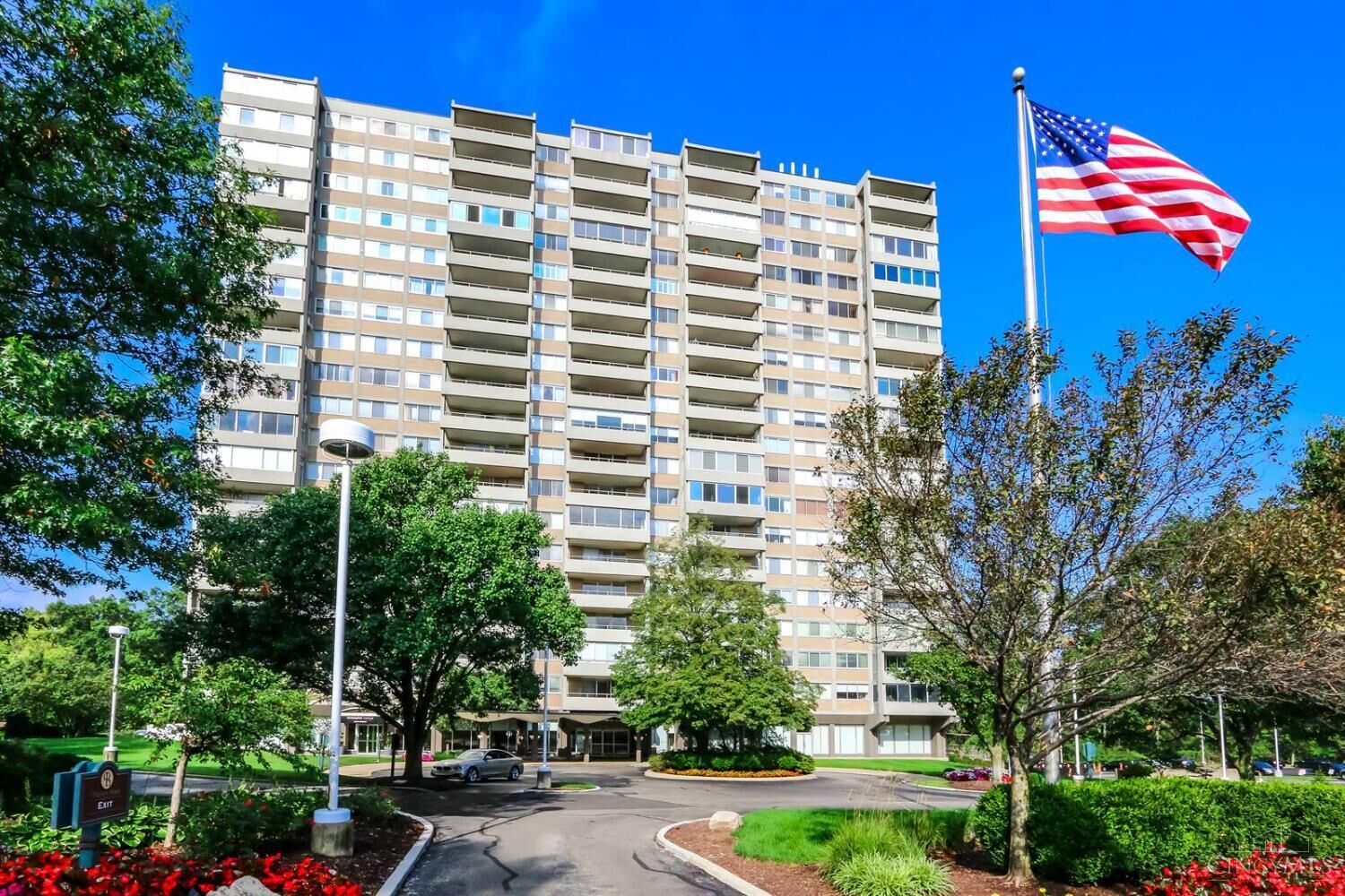 Property Photo:  2324 Madison Road  OH 45208 