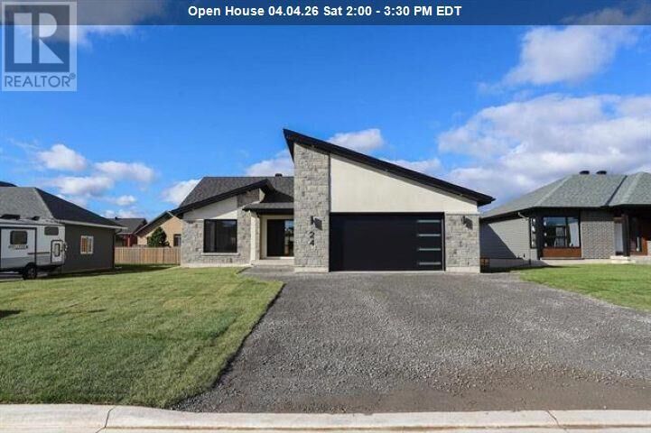 Photo de la propriété:  24 Noah Dr  ON P6C 6E6 