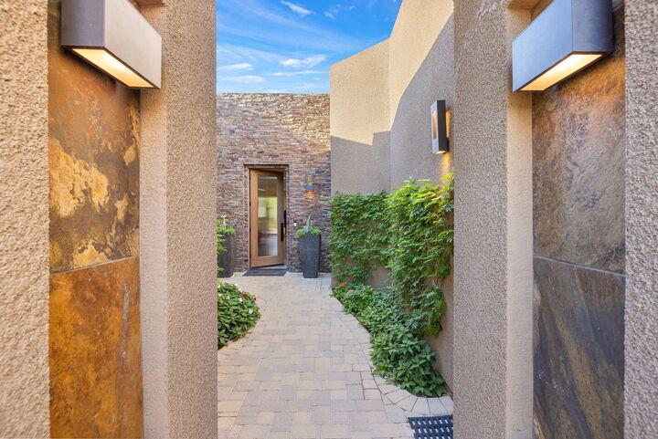 Property Photo:  48841 Cassia Place  CA 92260 