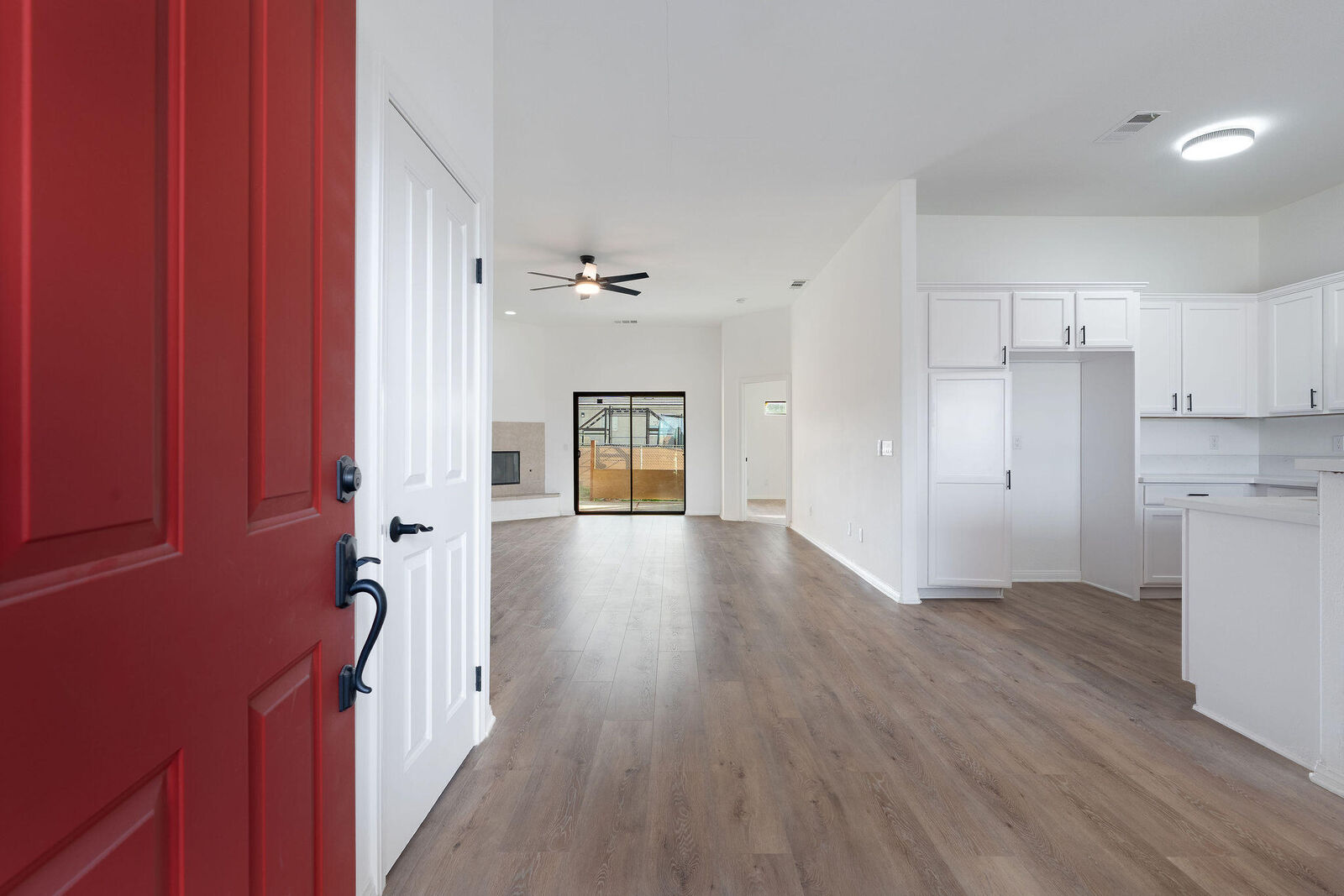 Property Photo:  16240 Avenida Rambla  CA 92240 