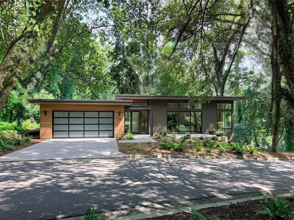 Property Photo:  Lot 6 N Riverside Circle  GA 30328 