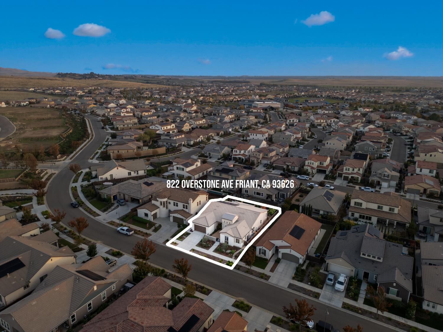 Property Photo:  822 Overstone Ave Avenue  CA 93636 