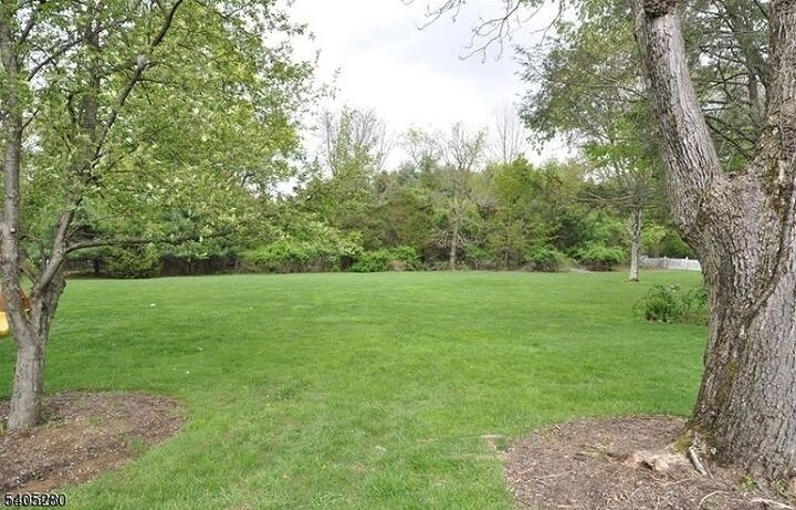 Property Photo:  13 Knollwood Trail East  NJ 07945 