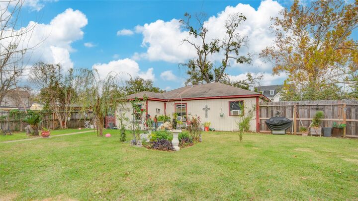 Property Photo:  6601 Teluco Street  TX 77055 