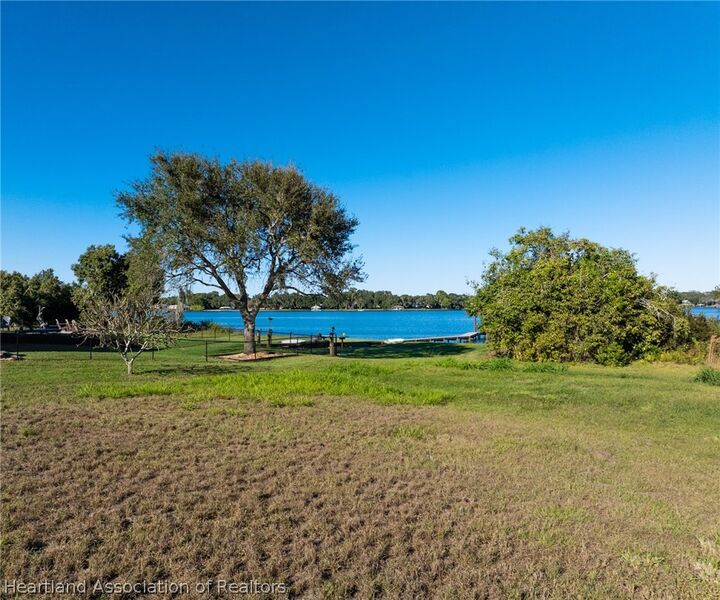 Property Photo:  494 Sunset Pointe Drive  FL 33852 